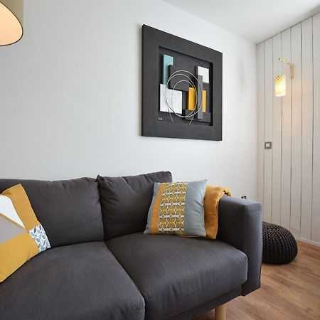 Modern Holiday Home In Bastogne With Fenced Garden Exteriér fotografie